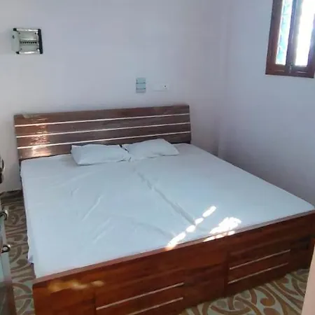 Chota Gokuldham Apartment Varanasi Exterior photo