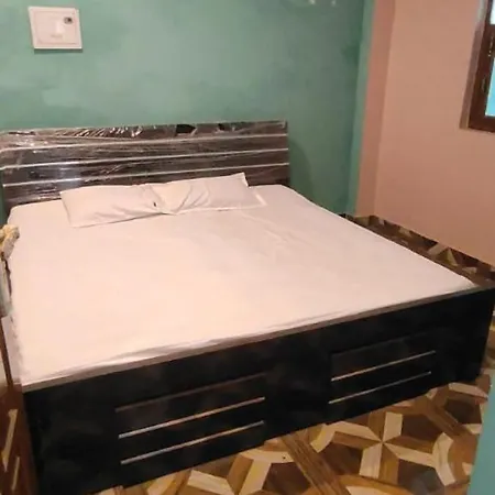 Chota Gokuldham Apartment Varanasi Exterior photo