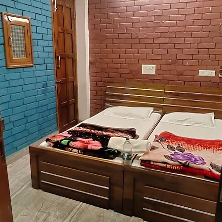 Chota Gokuldham Apartment Varanasi Exterior photo